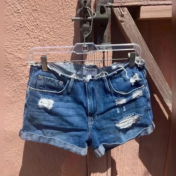 Frame Le Cutoff Denim Shorts - Picture 3 of 4